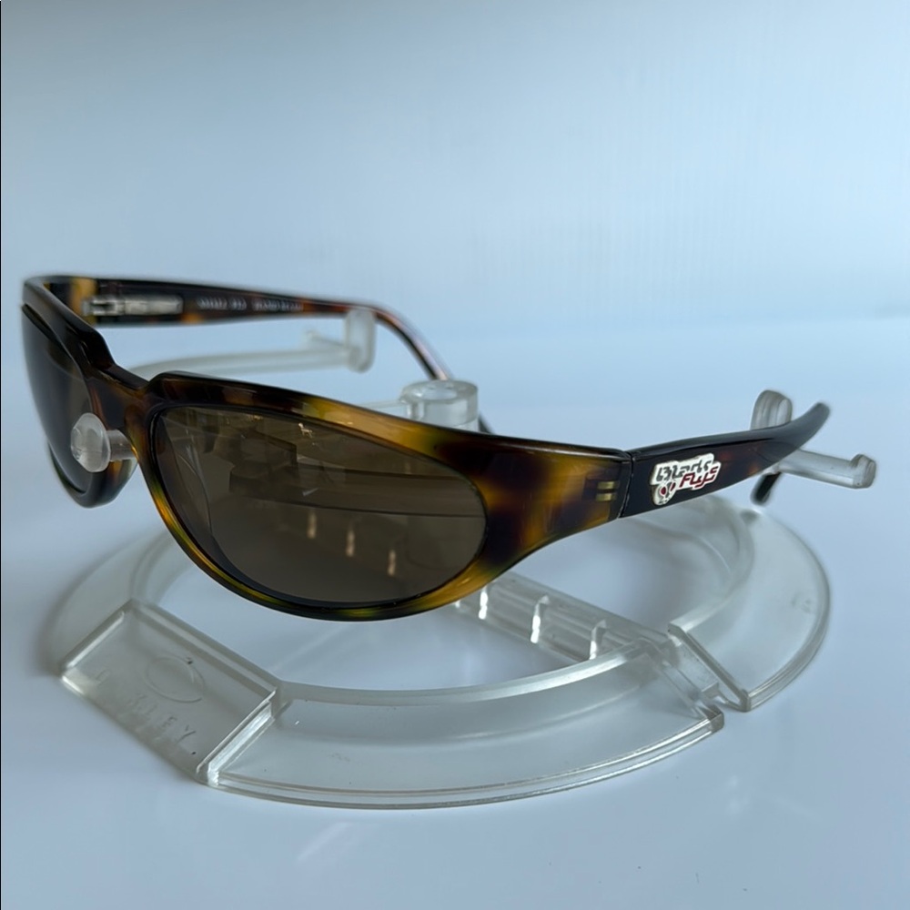 Black Flys Small Fly Sunglasses Brown Tortoise Good Condition Time Flys Cat Eye